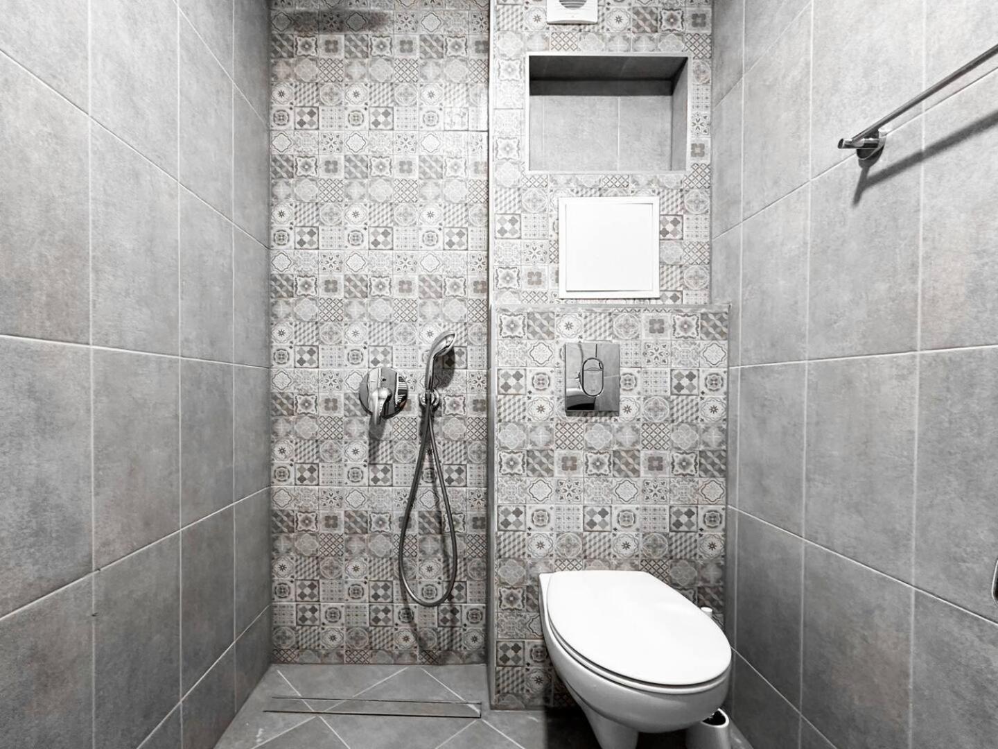 6 Studios 6 Bathrooms 2 Levels Kitchens Sofía Exterior foto