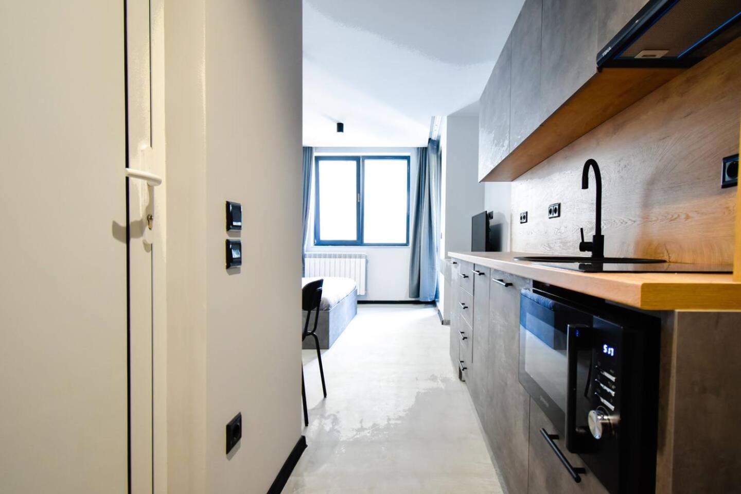 6 Studios 6 Bathrooms 2 Levels Kitchens Sofía Exterior foto